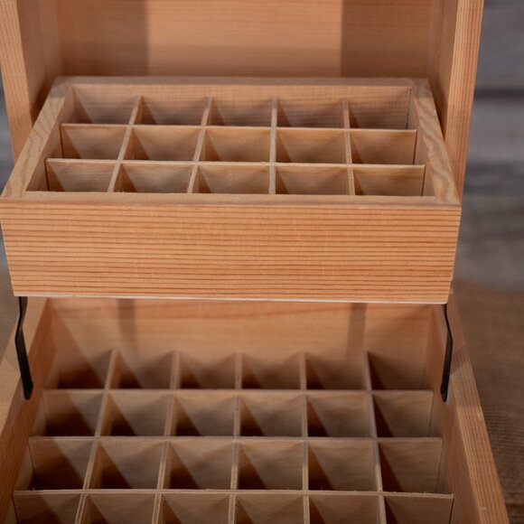 doTerra essential oils storage box - Holds 45 Bottles & 14 Roller Bottle - Picture 4 of 5